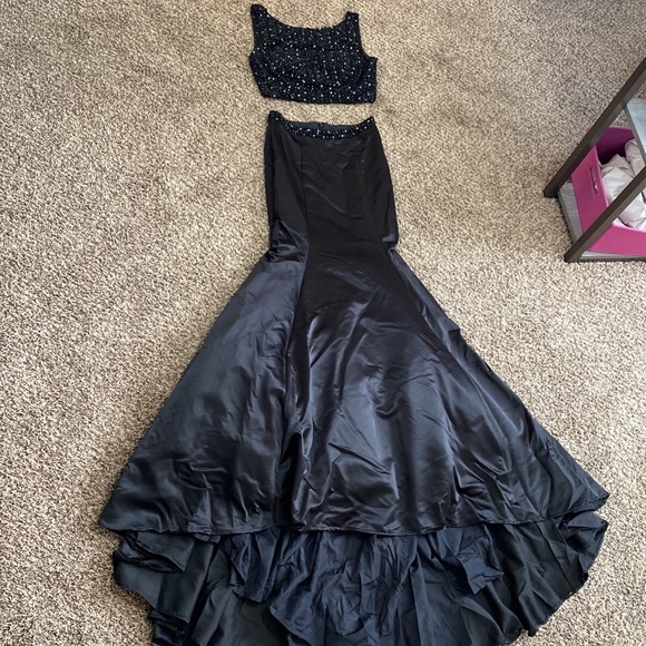 Sherri Hill Black Two Piece Gown - Picture 5 of 11